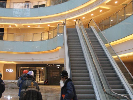 קניון afimall במוסקבה של אפריקה ישראל / צלם: אבי שאולי
